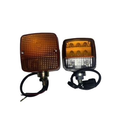 Z8610-12000 โคมไฟสากล 12-24V โคมไฟหมุนสําหรับรถยกแบบ CPC D 10-100